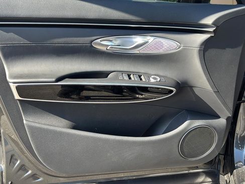 Certified 2026 Genesis GV70 2.5T AWD/4WD image 11