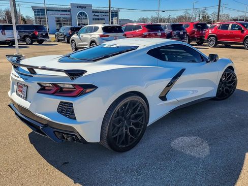 Used 2025 Chevrolet Corvette Stingray Preferred Cpe w/ Z51 Performance Package image 8
