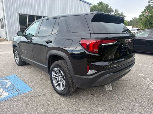 Used 2025 GMC Terrain Elevation FWD image 9