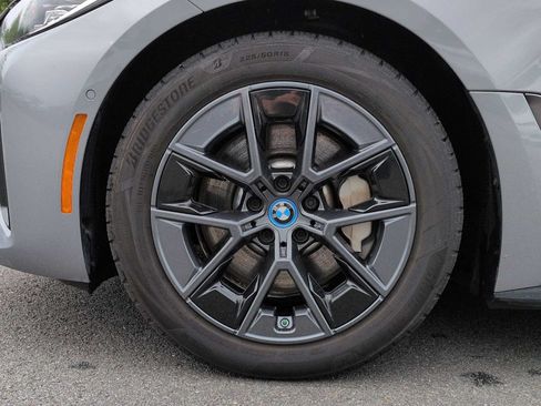 Used 2023 BMW i4 eDrive35 w/ Premium Package RWD image 14