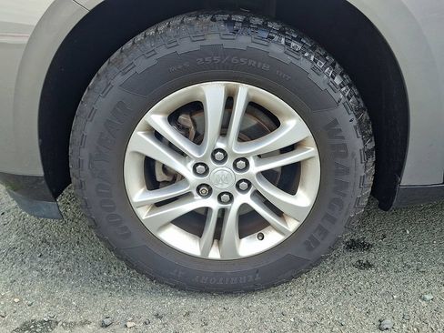 Used 2018 Buick Enclave Essence FWD image 11