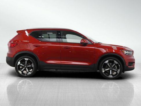 Used 2019 Volvo XC40 T5 Momentum AWD/4WD image 7