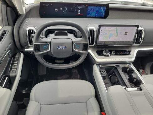New 2027 Ford Expedition Max Platinum w/ Platinum Ultimate Package AWD/4WD image 18