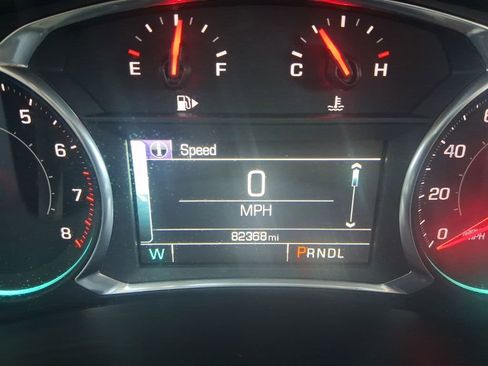 Used 2017 Chevrolet Malibu LT image 25