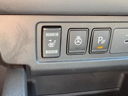 Certified 2024 Nissan Frontier SL w/ Technology Package image 15