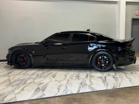 Used 2022 Dodge Charger SRT Hellcat w/ Harman/Kardon Audio Group image 10