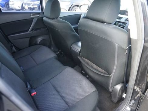 Used 2013 MAZDA MAZDA3 i Sport FWD image 14