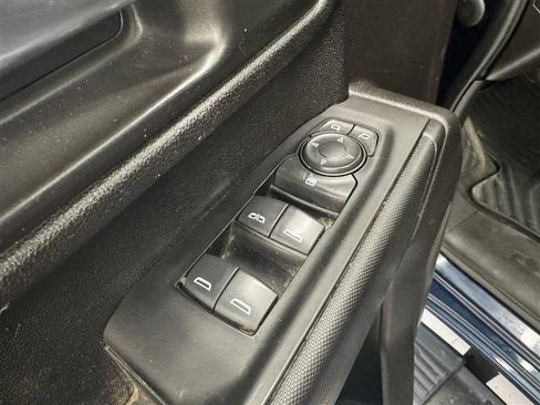Used 2023 Chevrolet Silverado 2500 Custom w/ Custom Convenience Package AWD/4WD image 11
