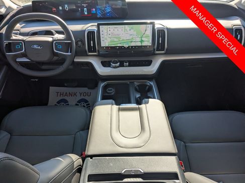 New 2026 Ford Expedition Active RWD image 17