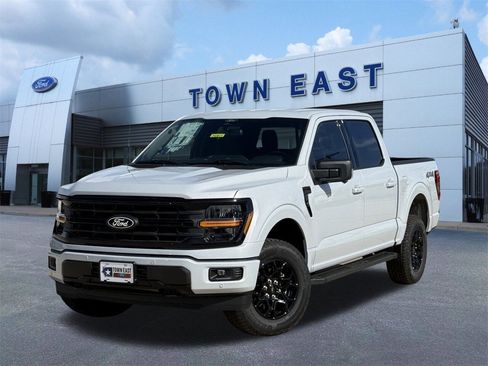 Used 2023 Ford F150 Lariat w/ Equipment Group 502A High image 1