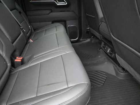 New 2025 Chevrolet Silverado 1500 LT image 9