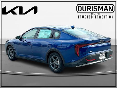 New 2025 Kia K4 LXS image 3