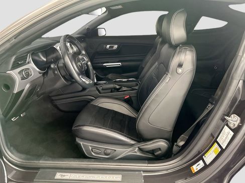 Used 2023 Ford Mustang GT Premium w/ Equipment Group 401A RWD image 18
