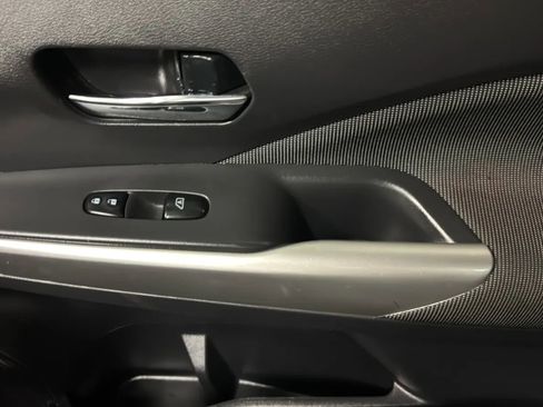 Used 2020 Nissan Kicks SV w/ Exterior Package FWD image 18