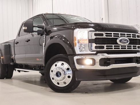 Certified 2024 Ford F450 XLT w/ 360-Degree Camera Package image 42