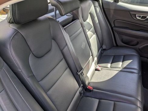 Used 2022 Volvo S60 B5 Inscription AWD/4WD image 30