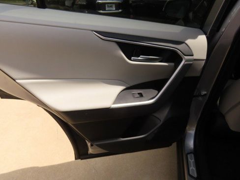 Used 2025 Toyota RAV4 XLE Premium w/ Weather Package image 18