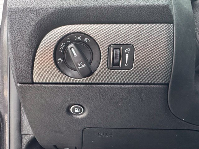 Used 2019 Dodge Durango R/T w/ Blacktop Package AWD/4WD image 16