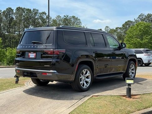 Used 2022 Jeep Wagoneer Series II image 7