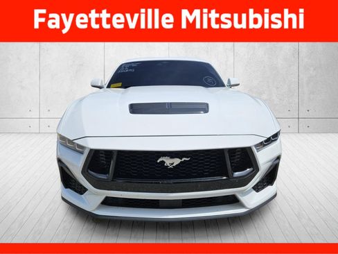 Used 2024 Ford Mustang GT Premium RWD image 3