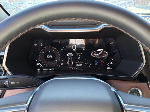 New 2025 GMC Canyon AT4 w/ Nightfall Edition image 34