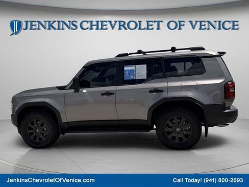 Used 2025 Toyota Land Cruiser w/ Premium Package AWD/4WD image 9
