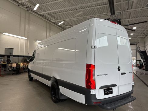 New 2025 Mercedes-Benz Sprinter 3500 image 3