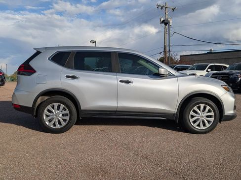 Used 2018 Nissan Rogue S image 23