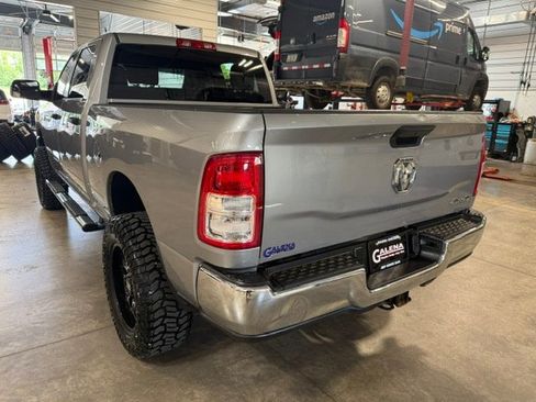 Used 2022 RAM 2500 Tradesman w/ Chrome Appearance Group AWD/4WD image 28