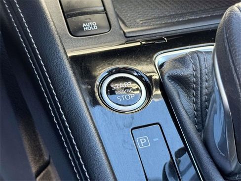 Used 2024 Nissan Kicks SV image 14