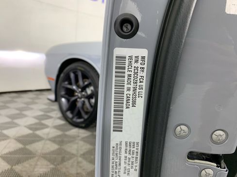 Used 2022 Dodge Challenger R/T w/ Plus Package image 12