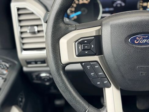 Used 2015 Ford F150 Lariat w/ Equipment Group 502A Luxury image 28