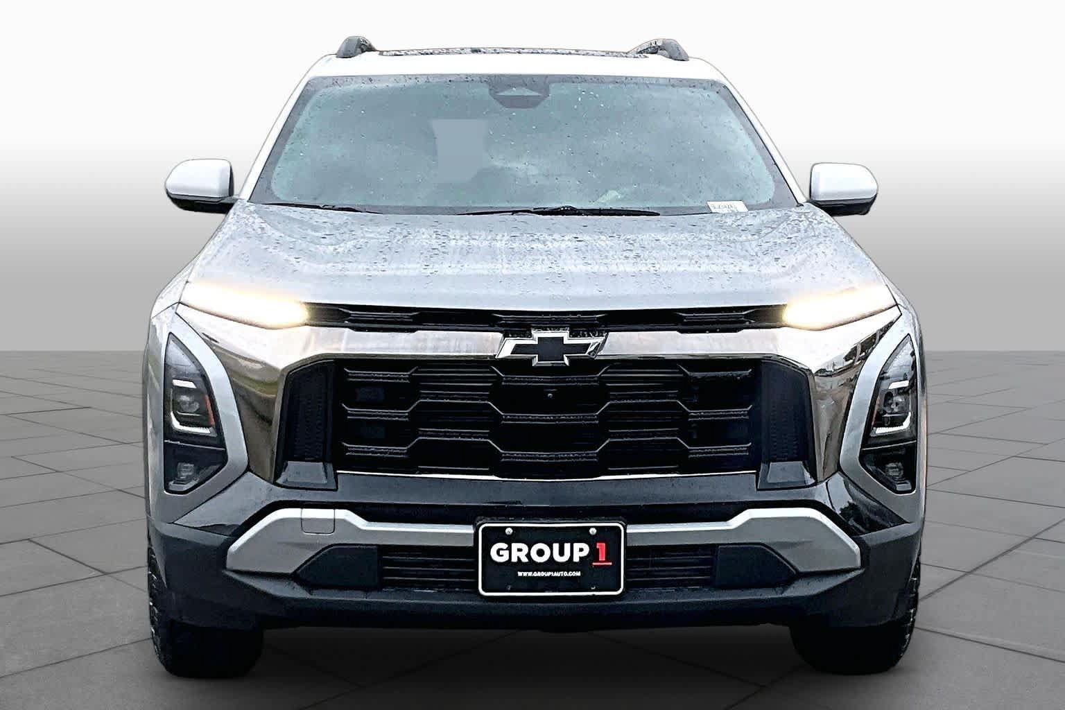 Used 2025 Chevrolet Equinox ACTIV w/ Safety and Technology Package FWD image 4