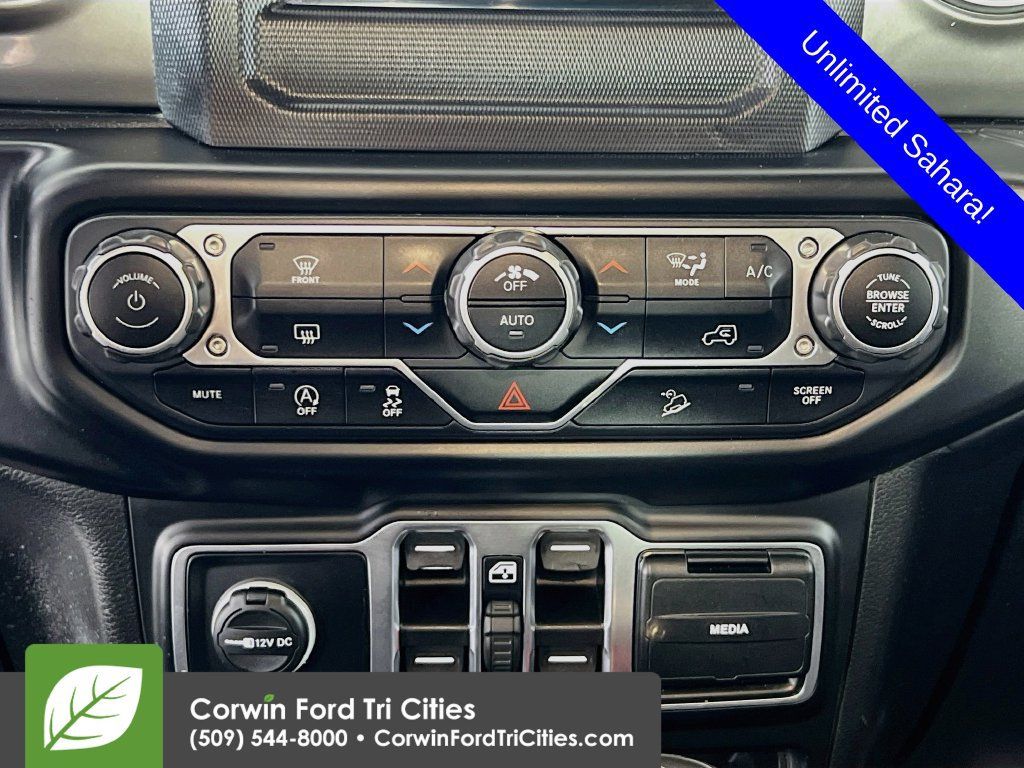Used 2020 Jeep Wrangler Unlimited Sahara AWD/4WD image 9