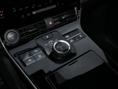 Used 2024 Subaru Solterra Premium image 28