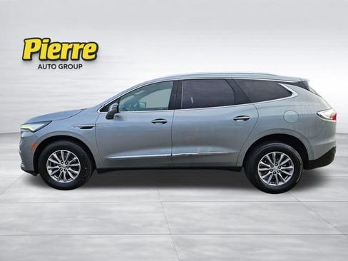 Used 2024 Buick Enclave Premium image 2