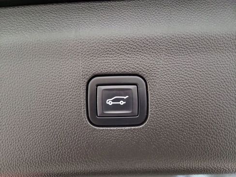 Certified 2023 Buick Enclave Premium w/ Experience Buick Package image 22