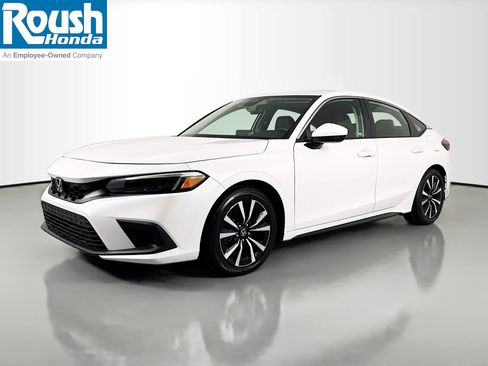 Certified 2024 Honda Civic EX-L image 1
