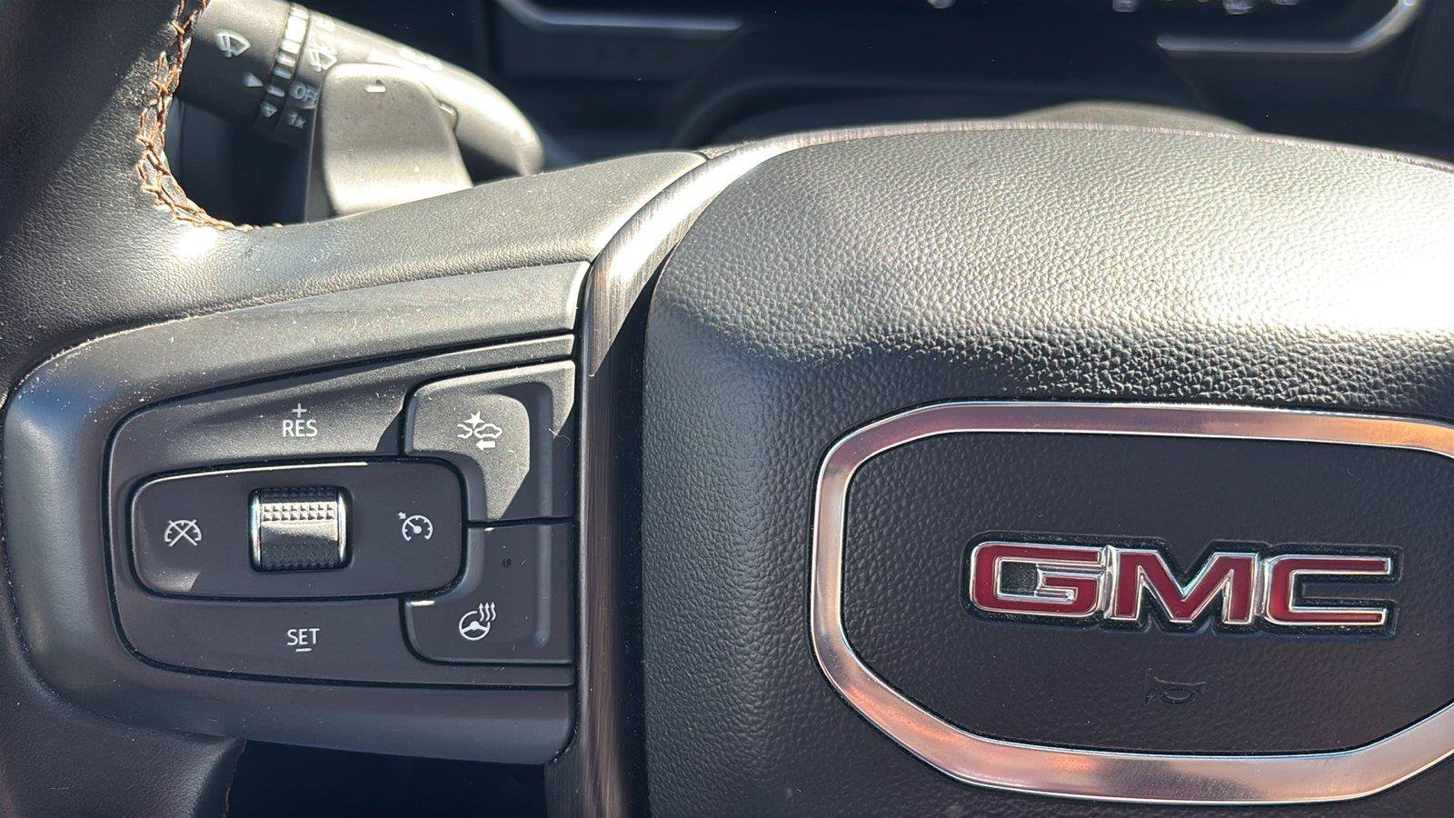 Used 2023 GMC Sierra 1500 AT4 w/ AT4 Premium Package AWD/4WD image 29