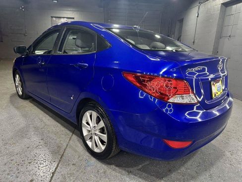 Used 2013 Hyundai Accent GLS w/ Premium Pkg FWD image 3
