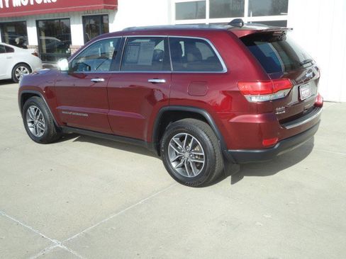 Used 2018 Jeep Grand Cherokee Limited image 12