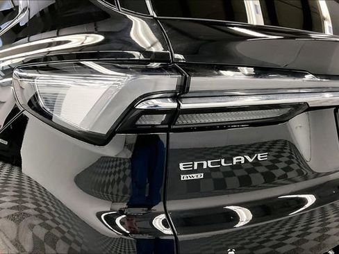 Used 2025 Buick Enclave Avenir w/ Trailering Package, 5000 lbs. AWD/4WD image 35