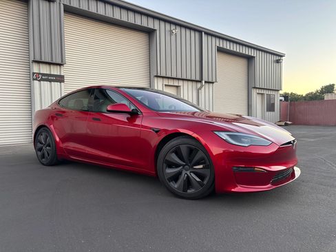 Used 2023 Tesla Model S Standard Range AWD/4WD image 2