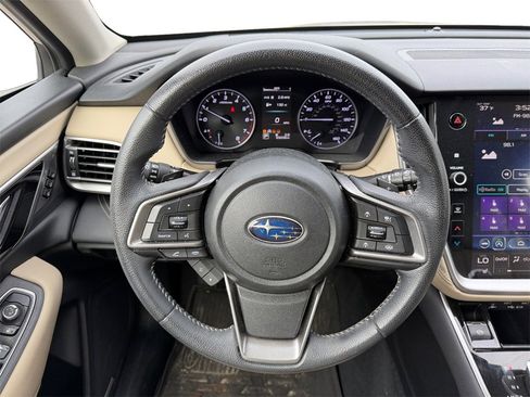 Used 2020 Subaru Outback Limited image 14