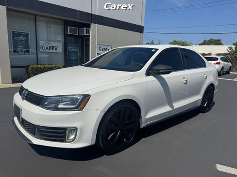 Used 2014 Volkswagen Jetta GLI Autobahn FWD image 5