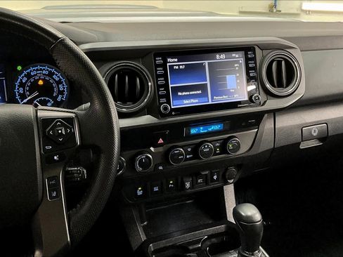 Used 2023 Toyota Tacoma TRD Sport image 8