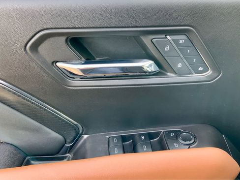 Used 2023 GMC Canyon AT4 w/ AT4 Premium Package image 57