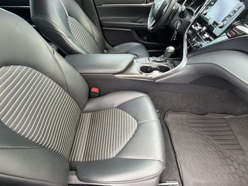 Used 2023 Toyota Camry SE FWD image 25