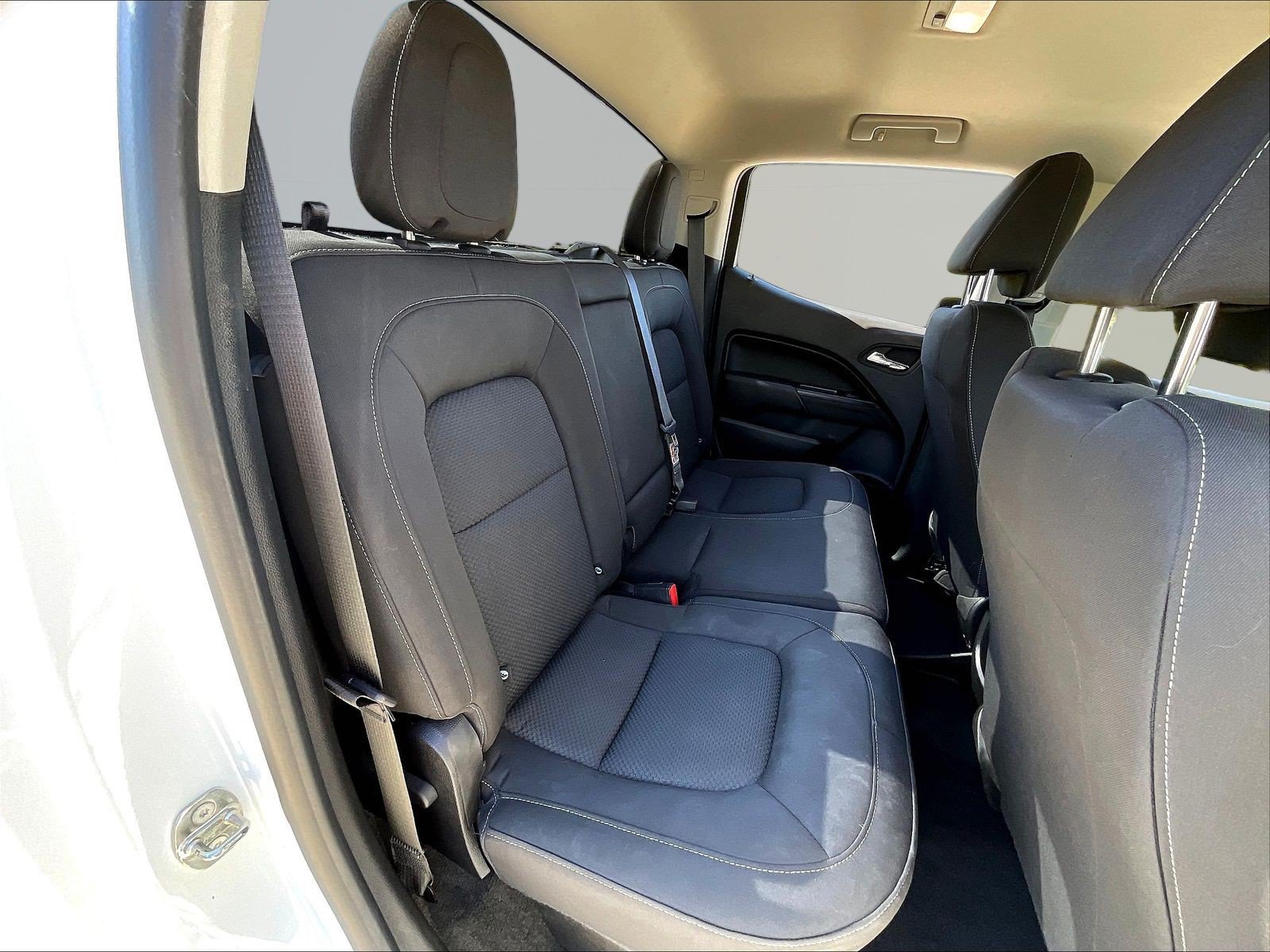Used 2018 Chevrolet Colorado LT RWD image 26