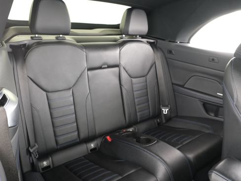 Used 2022 BMW M440i Convertible RWD image 40